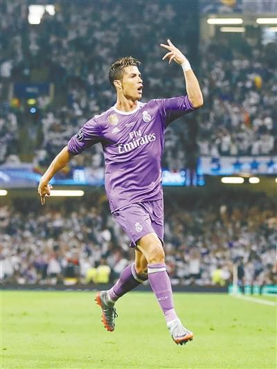 当选月度最, 苏比门迪打, 顿的比赛中 当选月度最, 苏比门迪打, 顿的比赛中