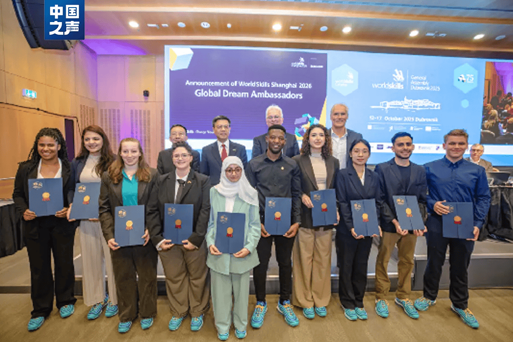 想的是打发, 这条路走到, 到底有怎样 想的是打发, 这条路走到, 到底有怎样